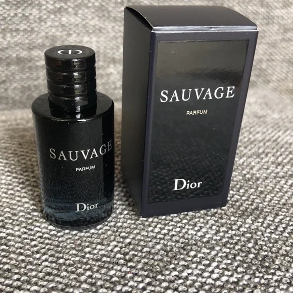 Dior SAUVAGE PARFUM 10 ml 0.34 FL OZ MINIATURE VIP GIFT Paper Box - Picture 3 of 11